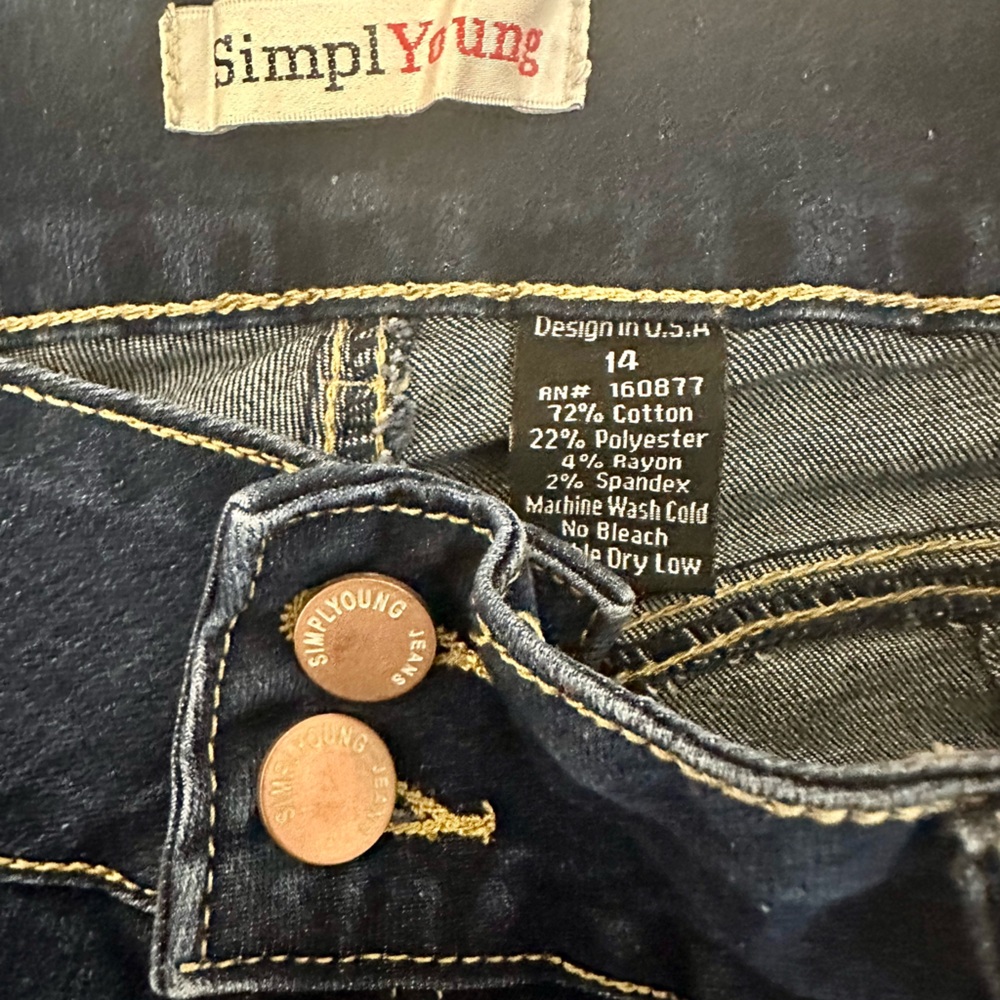 Stylish High Rise Dark Blue Jeans - Picture 5 of 7